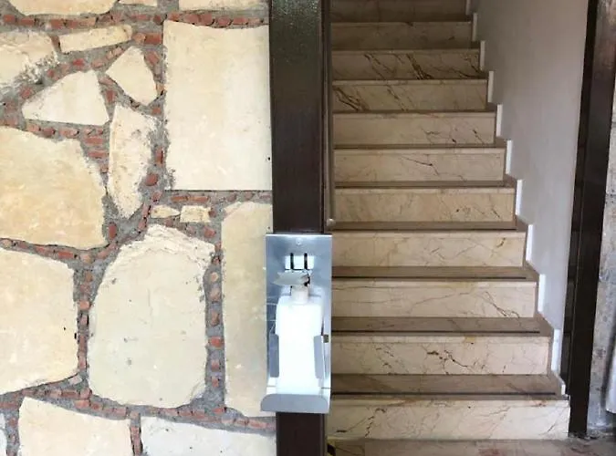 Poseidon Ξενοδοχείο 2*