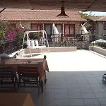 Poseidon Hotel 2*